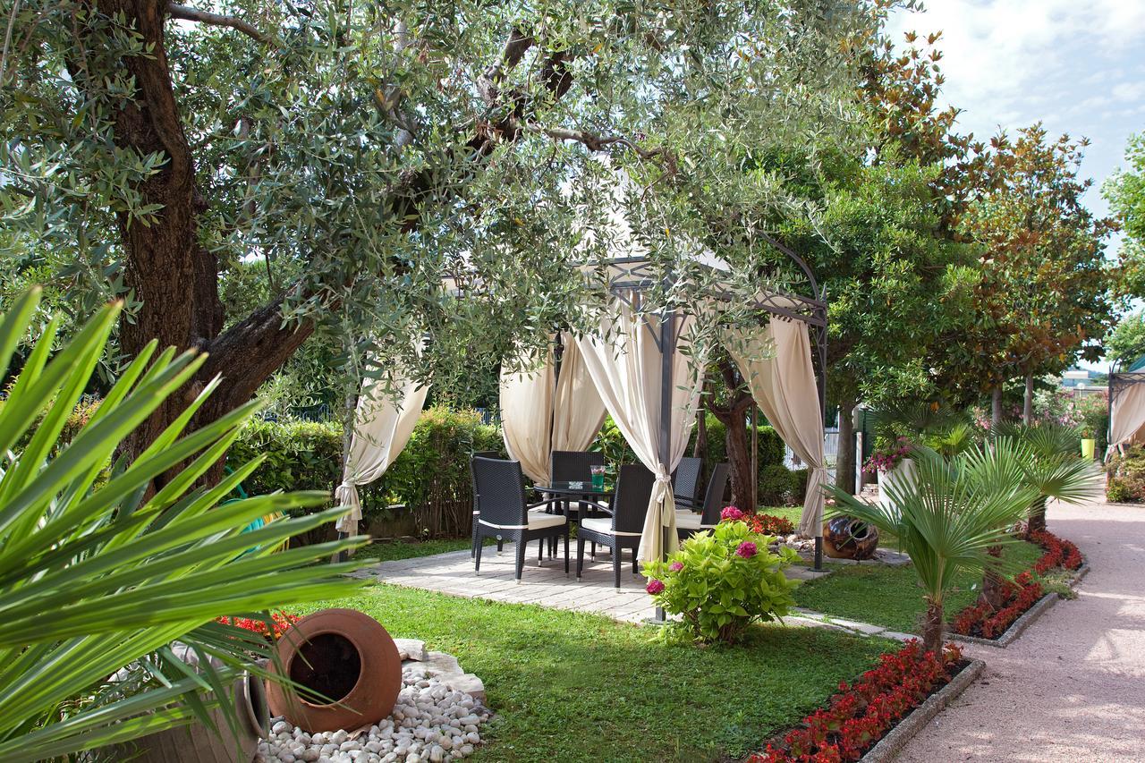 Hotel Terme Cristoforo Abano Terme Exterior foto